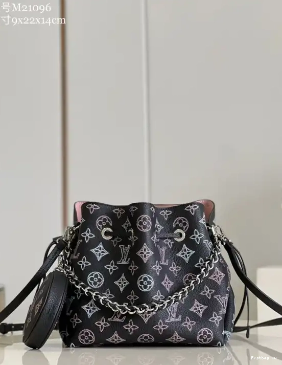 Frstbag ru VUITTON BELLA LOUIS 0530